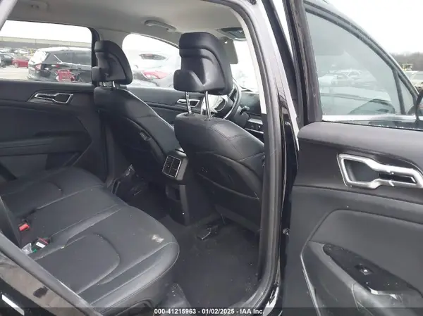 5XYK3CAF8PG128558 2023 KIA SPORTAGE - Image 8