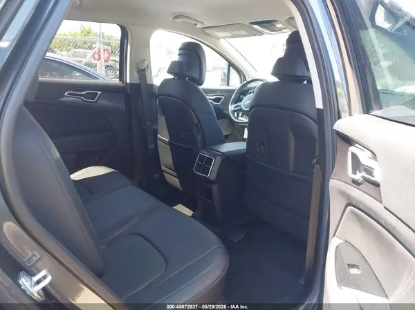 5XYK3CAF9PG031675 2023 KIA SPORTAGE - Image 8