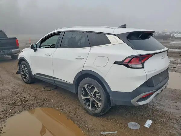 5XYK3CAF9PG106651 2023 KIA SPORTAGE - Image 2