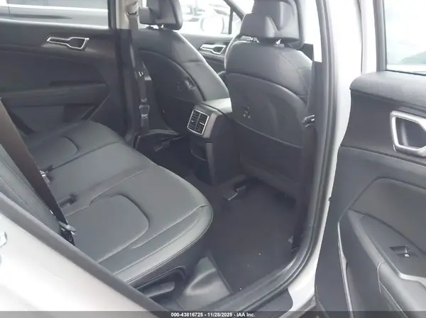5XYK3CDF0TG371755 2026 KIA SPORTAGE - Image 8