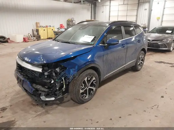 5XYK3CDF1SG273655 2025 KIA SPORTAGE - Image 2