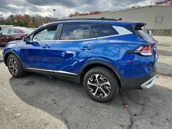 5XYK3CDF1SG323888 2025 KIA SPORTAGE - Image 2