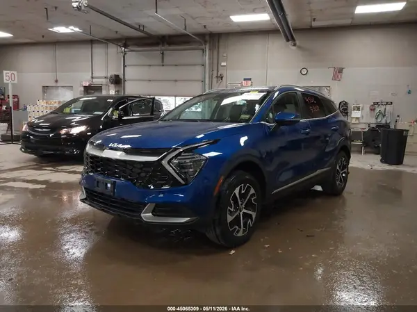 5XYK3CDF2RG175776 2024 KIA SPORTAGE - Image 2