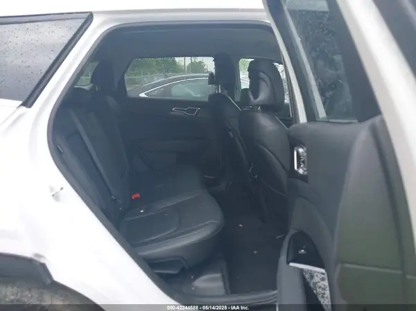 5XYK3CDF2RG183800 2024 KIA SPORTAGE - Image 8