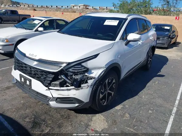 5XYK3CDF3RG142642 2024 KIA SPORTAGE - Image 2