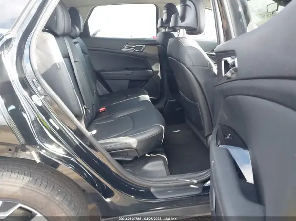 5XYK3CDF3RG146643 2024 KIA SPORTAGE - Image 8