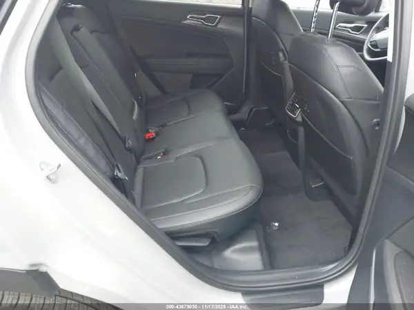 5XYK3CDF3TG330438 2026 KIA SPORTAGE - Image 8