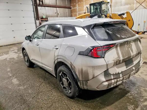 5XYK3CDF3TG366355 2026 KIA SPORTAGE - Image 2