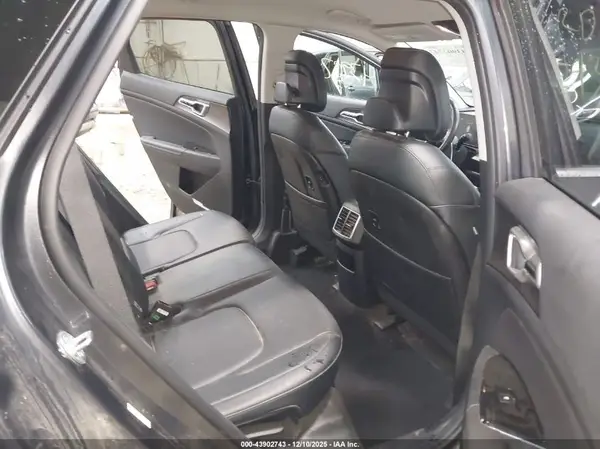 5XYK3CDF4RG147509 2024 KIA SPORTAGE - Image 8