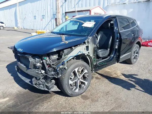 5XYK3CDF4RG179425 2024 KIA SPORTAGE - Image 2