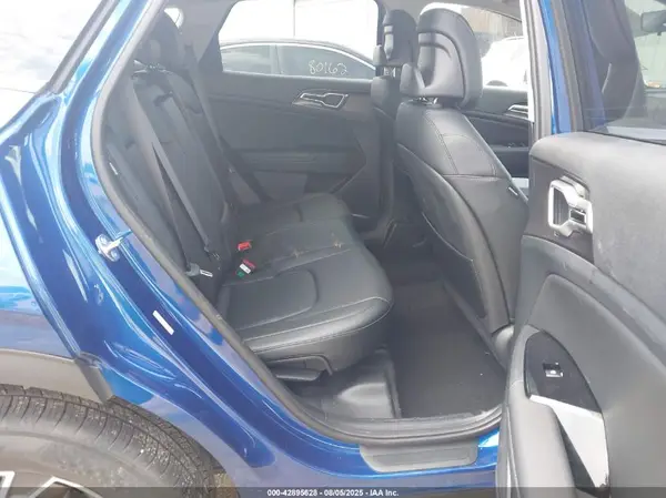 5XYK3CDF4SG320998 2025 KIA SPORTAGE - Image 8