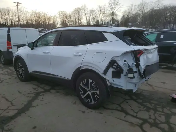 5XYK3CDF5SG295268 2025 KIA SPORTAGE - Image 2