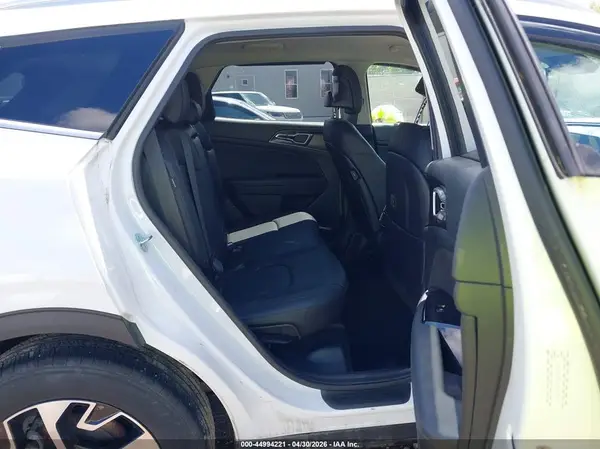 5XYK3CDF6RG141811 2024 KIA SPORTAGE - Image 8