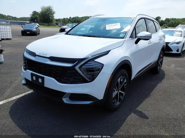 5XYK3CDF6SG268905 2025 KIA SPORTAGE - Image 2