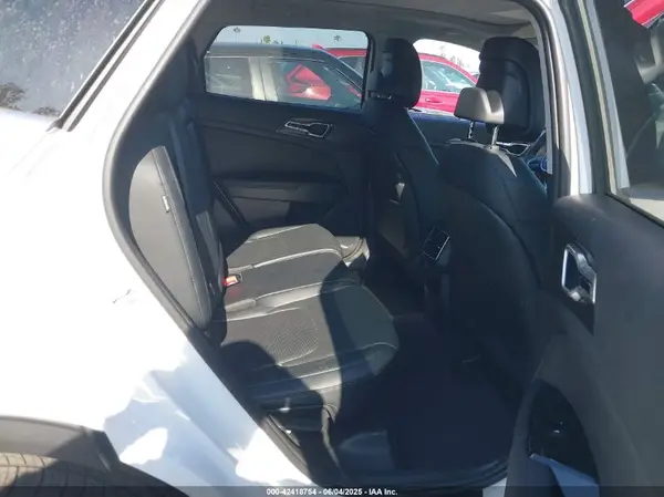 5XYK3CDF7SG327511 2025 KIA SPORTAGE - Image 8