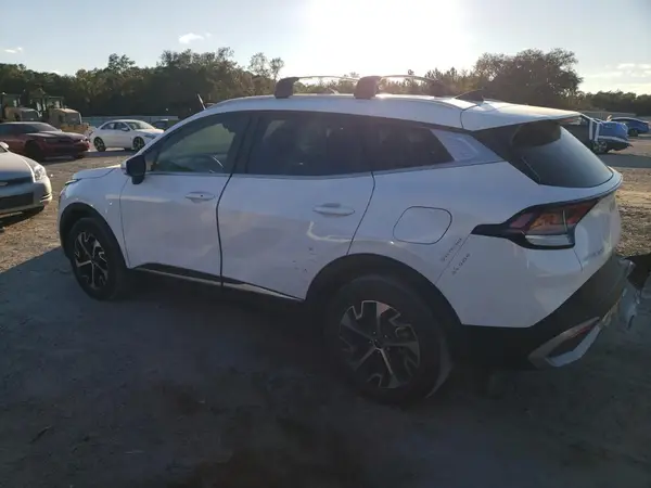 5XYK3CDF8RG147075 2024 KIA SPORTAGE - Image 2