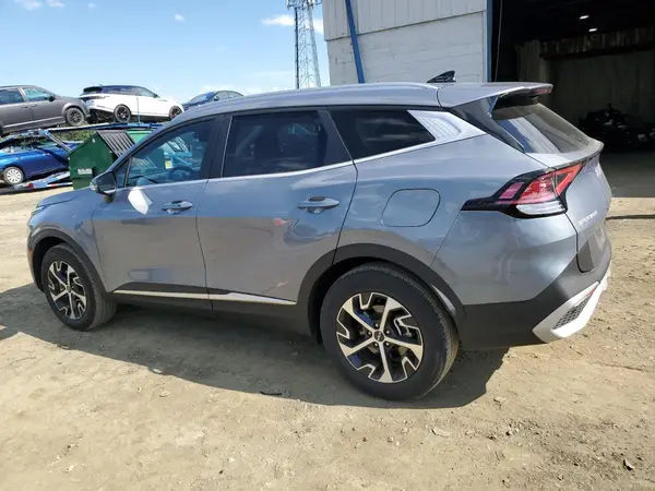 5XYK3CDF8SG247943 2025 KIA SPORTAGE - Image 2