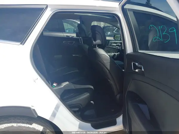 5XYK3CDF8TG333125 2026 KIA SPORTAGE - Image 8