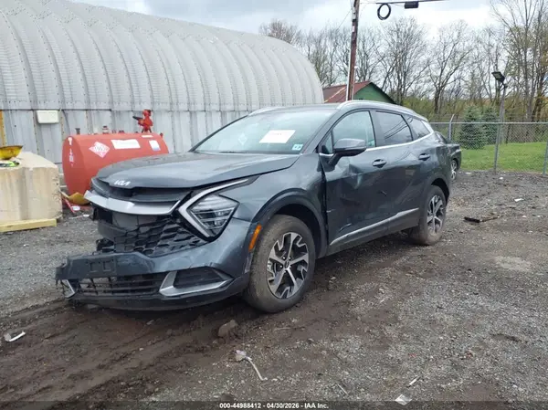 5XYK3CDF9RG185673 2024 KIA SPORTAGE - Image 2
