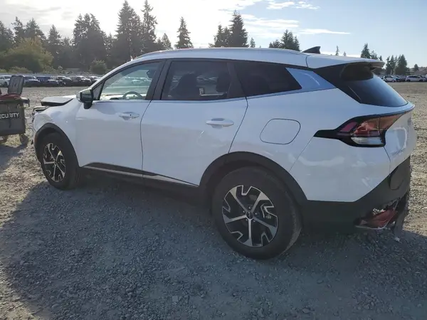 5XYK3CDF9RG205775 2024 KIA SPORTAGE - Image 2
