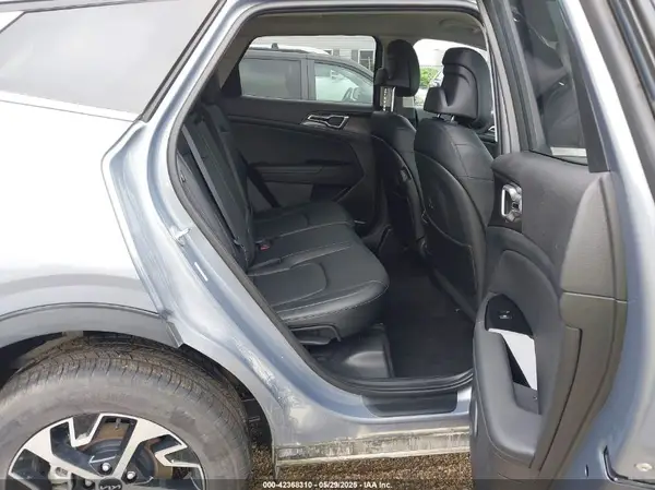 5XYK3CDF9SG293216 2025 KIA SPORTAGE - Image 8