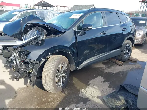 5XYK3CDF9SG317465 2025 KIA SPORTAGE - Image 2