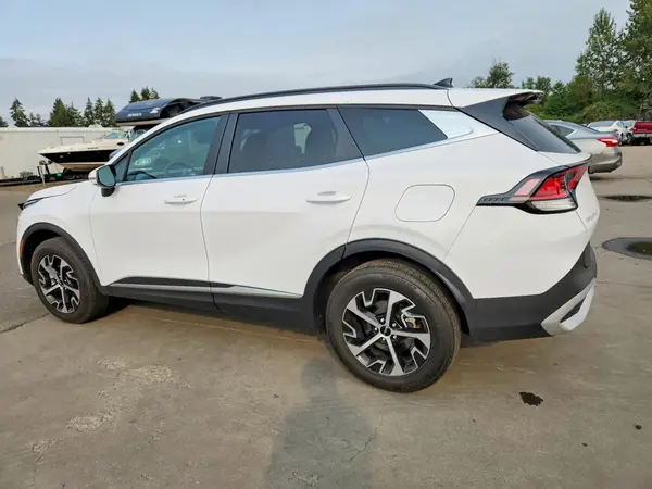 5XYK3CDFXSG280670 2025 KIA SPORTAGE - Image 2