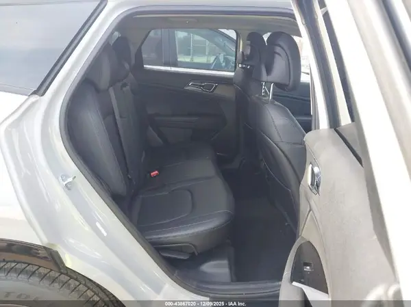 5XYK43AF0PG111539 2023 KIA SPORTAGE - Image 8