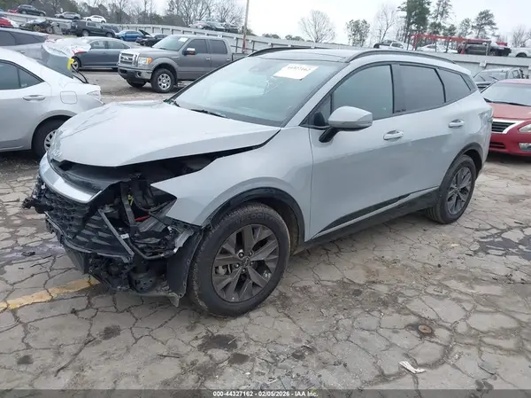 5XYK43AF2PG052364 2023 KIA SPORTAGE - Image 2