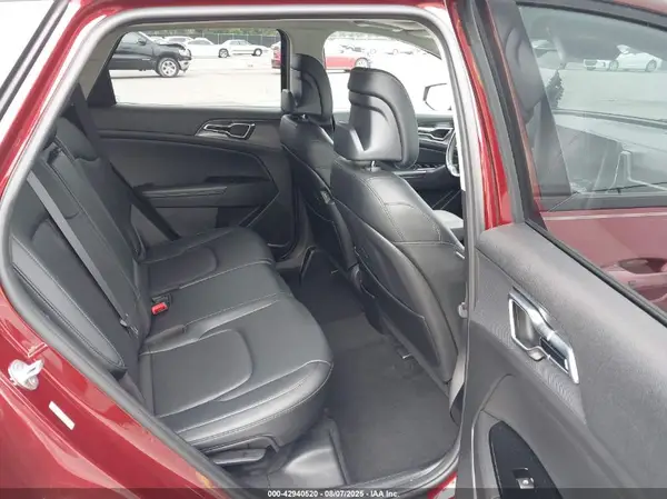 5XYK43AF4PG085608 2023 KIA SPORTAGE - Image 8
