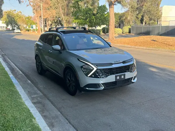 5XYK43AF4PG104237 2023 KIA SPORTAGE - Image 1