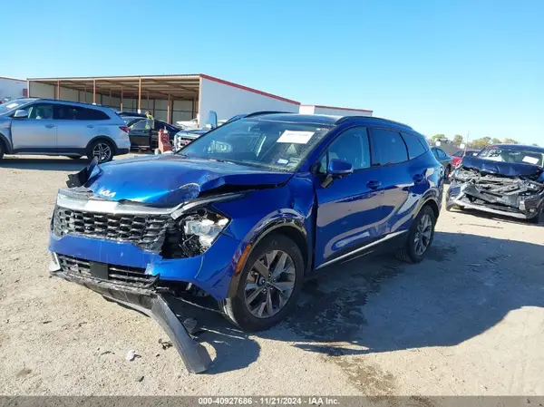 5XYK43AF8PG020633 2023 KIA SPORTAGE - Image 2