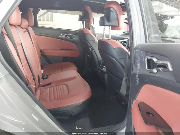 5XYK43AFXPG028040 2023 KIA SPORTAGE - Image 8