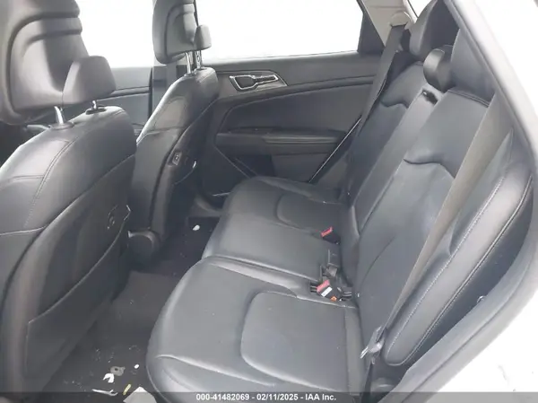 5XYK43AFXPG069400 2023 KIA SPORTAGE - Image 8