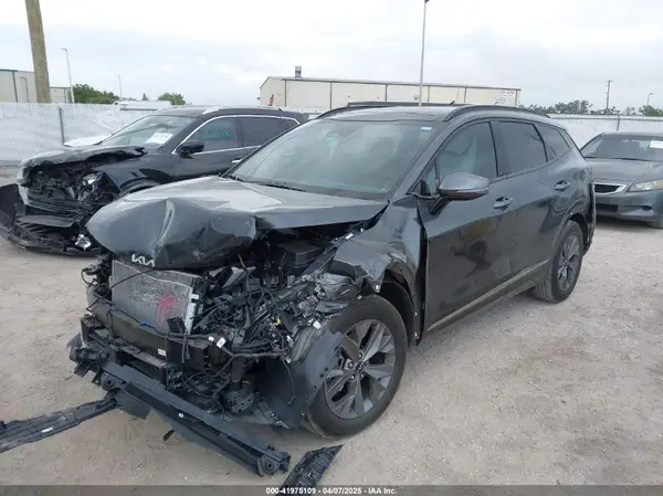 5XYK43DF1RG157279 2024 KIA SPORTAGE - Image 2