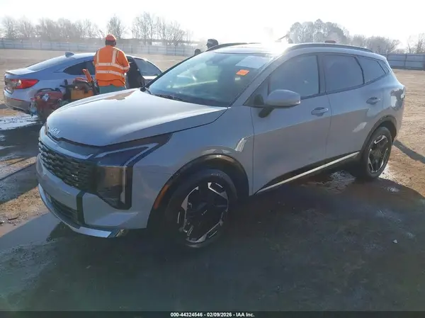 5XYK43DF1TG343783 2026 KIA SPORTAGE - Image 2