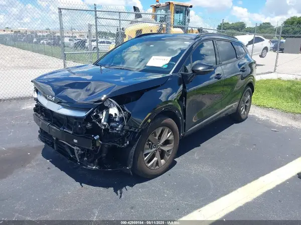 5XYK43DF2RG139910 2024 KIA SPORTAGE - Image 2