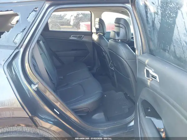 5XYK43DF8RG180784 2024 KIA SPORTAGE - Image 8