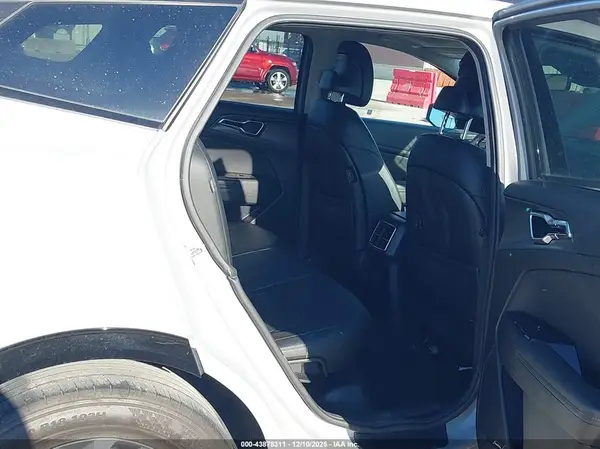 5XYK43DF8RG232608 2024 KIA SPORTAGE - Image 8