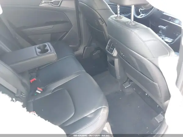 5XYK43DFXRG175893 2024 KIA SPORTAGE - Image 8