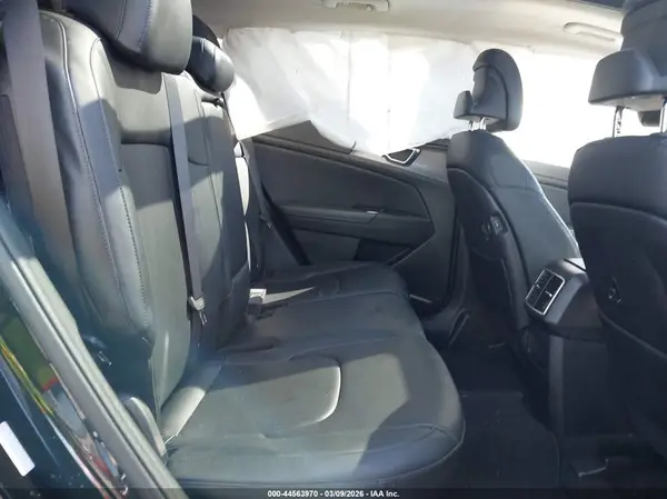 5XYK4CAF0PG037135 2023 KIA SPORTAGE - Image 8