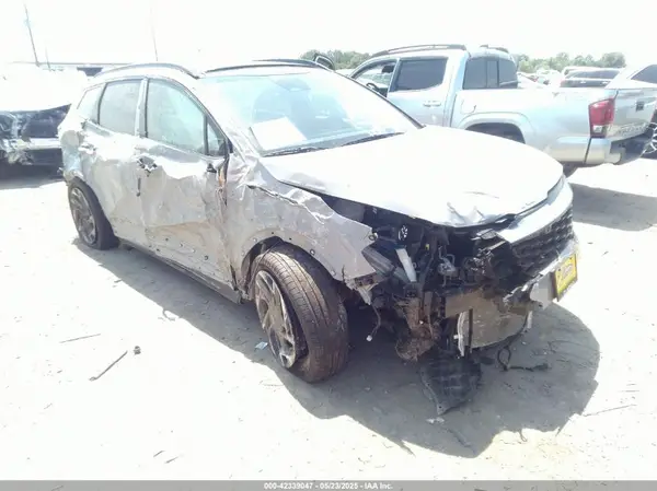 5XYK53DF0SG292417 2025 KIA SPORTAGE - Image 1