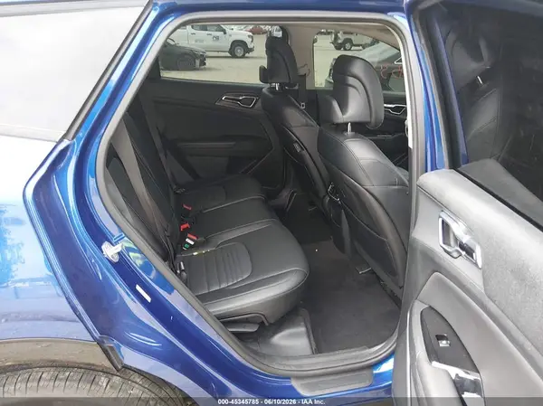 5XYK5CAF4PG008475 2023 KIA SPORTAGE - Image 8