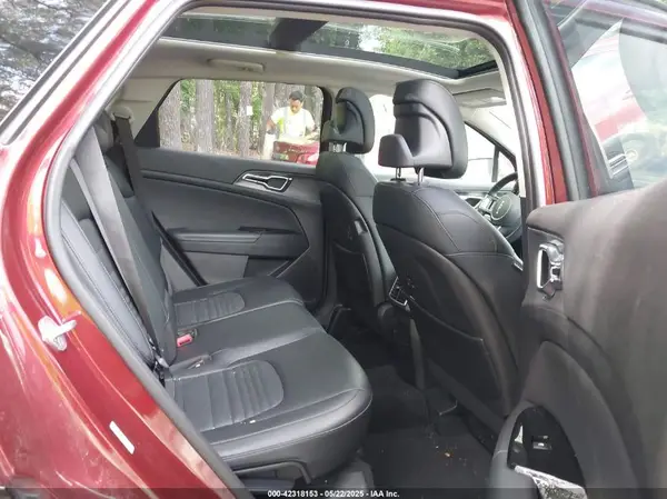 5XYK5CAF7PG077970 2023 KIA SPORTAGE - Image 8