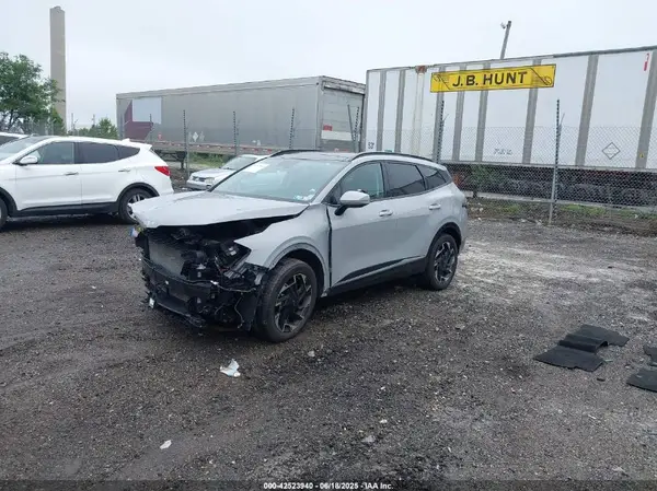 5XYK5CAFXPG009260 2023 KIA SPORTAGE - Image 2