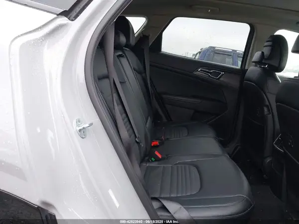 5XYK5CAFXPG009260 2023 KIA SPORTAGE - Image 8