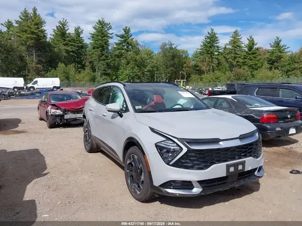 5XYK5CDF3SG276809 2025 KIA SPORTAGE - Image 1