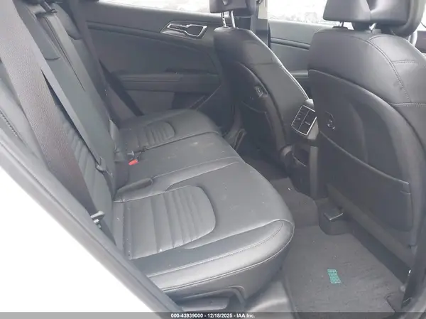 5XYK5CDF4SG292467 2025 KIA SPORTAGE - Image 8