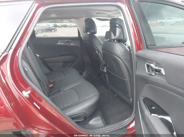 5XYK5CDF6RG230045 2024 KIA SPORTAGE - Image 8
