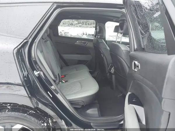 5XYK6CAF0PG079024 2023 KIA SPORTAGE - Image 8
